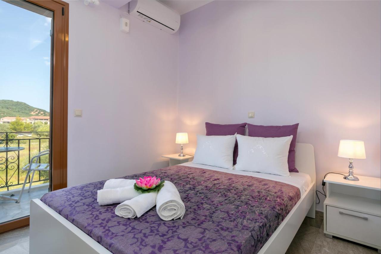Elena Hara Apartment อลิกานาส ภายนอก รูปภาพ