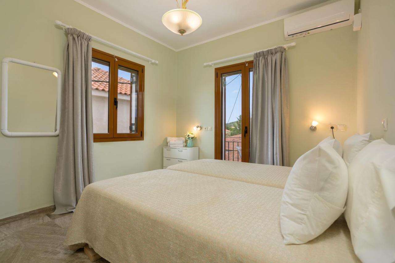 Elena Hara Apartment อลิกานาส ภายนอก รูปภาพ