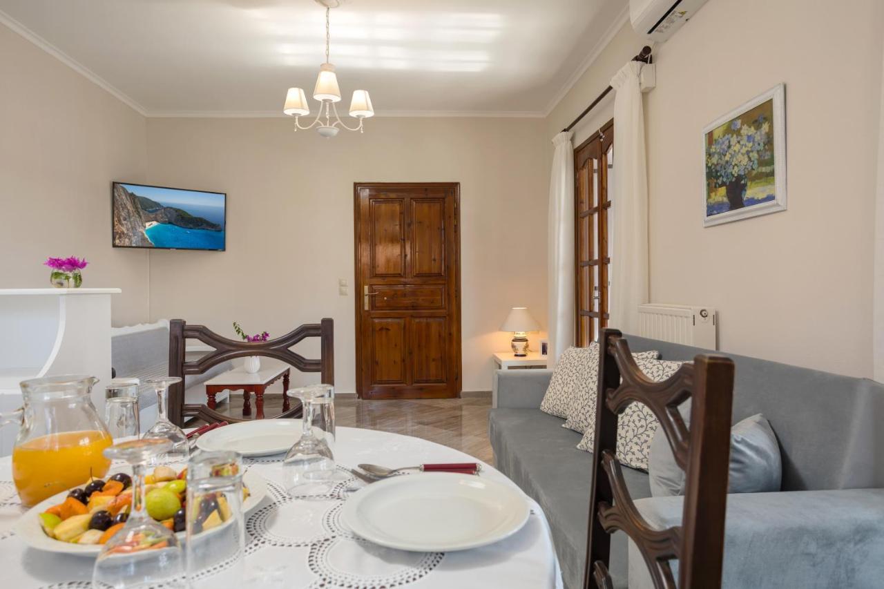 Elena Hara Apartment อลิกานาส ภายนอก รูปภาพ