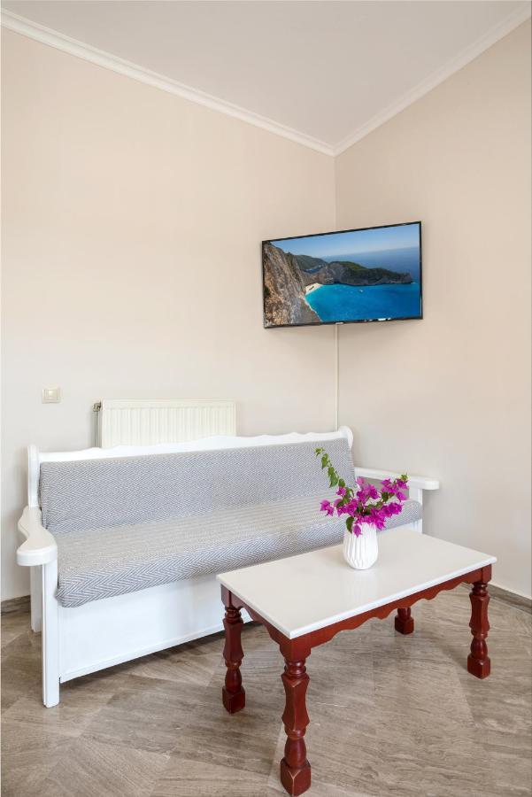 Elena Hara Apartment อลิกานาส ภายนอก รูปภาพ